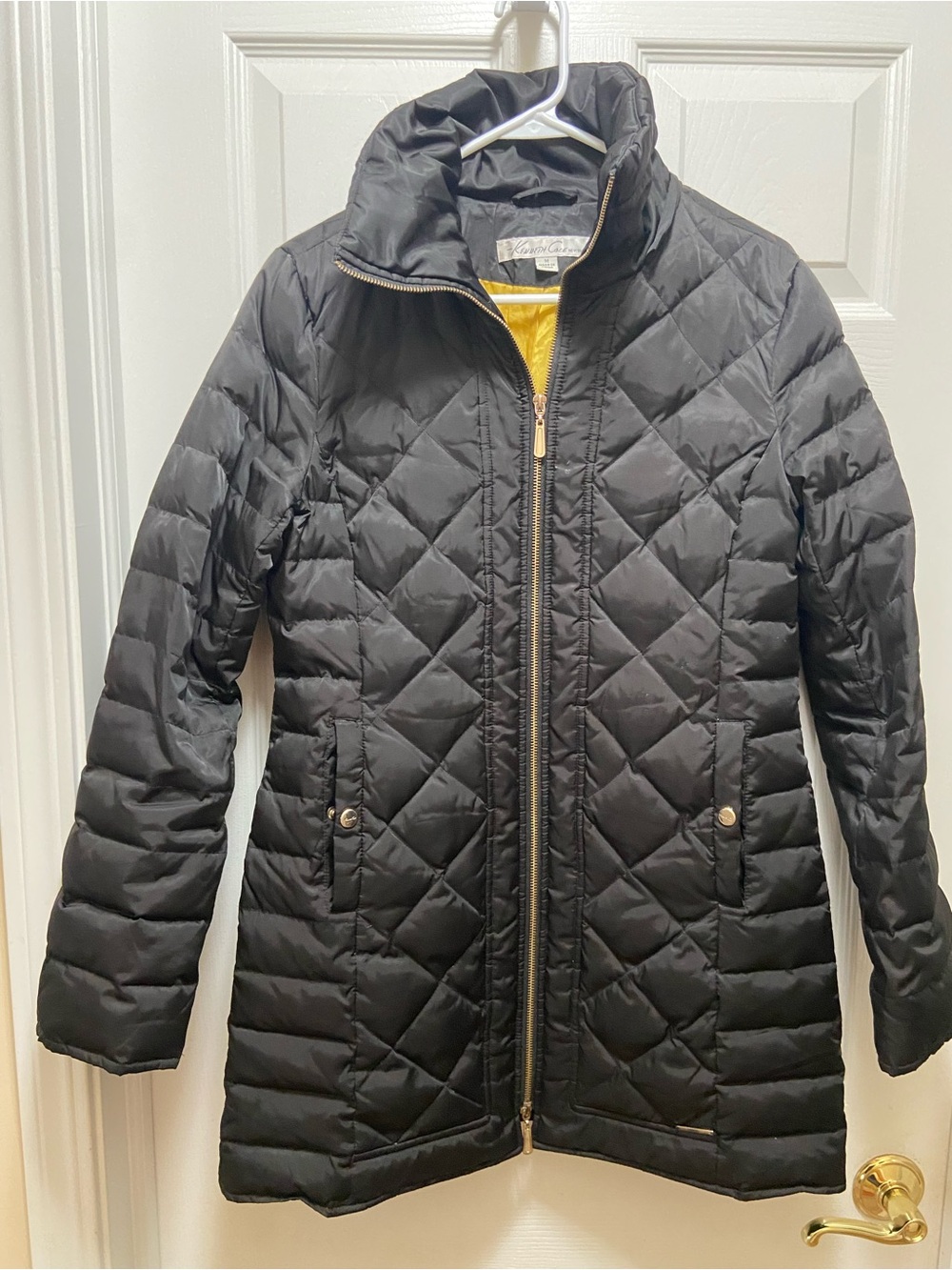 Kenneth Cole New York Quilted Black Women's Coat with Gold Zipper - NO HOOD Sz M